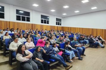 Foto - INAUGURAÇÃO DAS POLTRONAS DA CASA DA MÚSICA E APRESENTAÇÃO SEMESTRAL PROJETO GURI