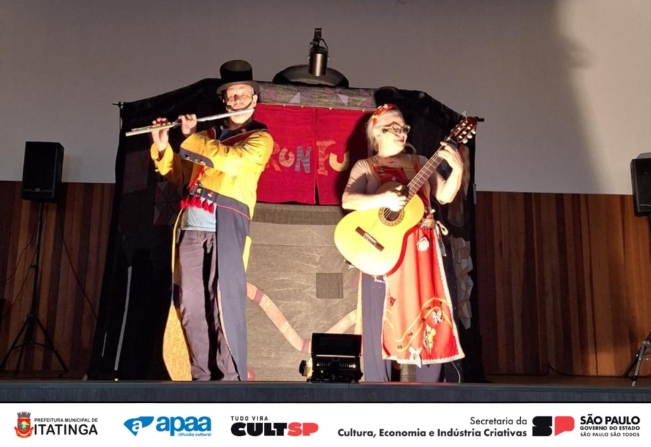 Peça teatral Macaco Simão, outras histórias e outras canções